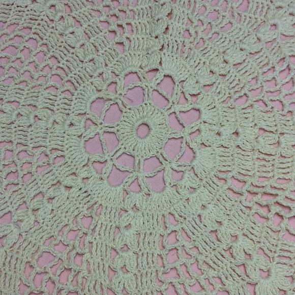 FINAL SALE PRICE 6 Pc Vintage Crocheted Doily Set - Picture 11 of 16